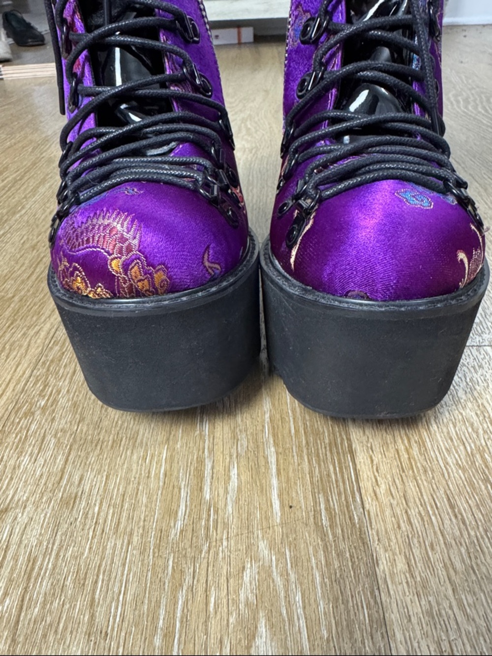 Dolls Kill Current Mood Purple Black Satin Platform Dragon Boots size 8 - Picture 8 of 15